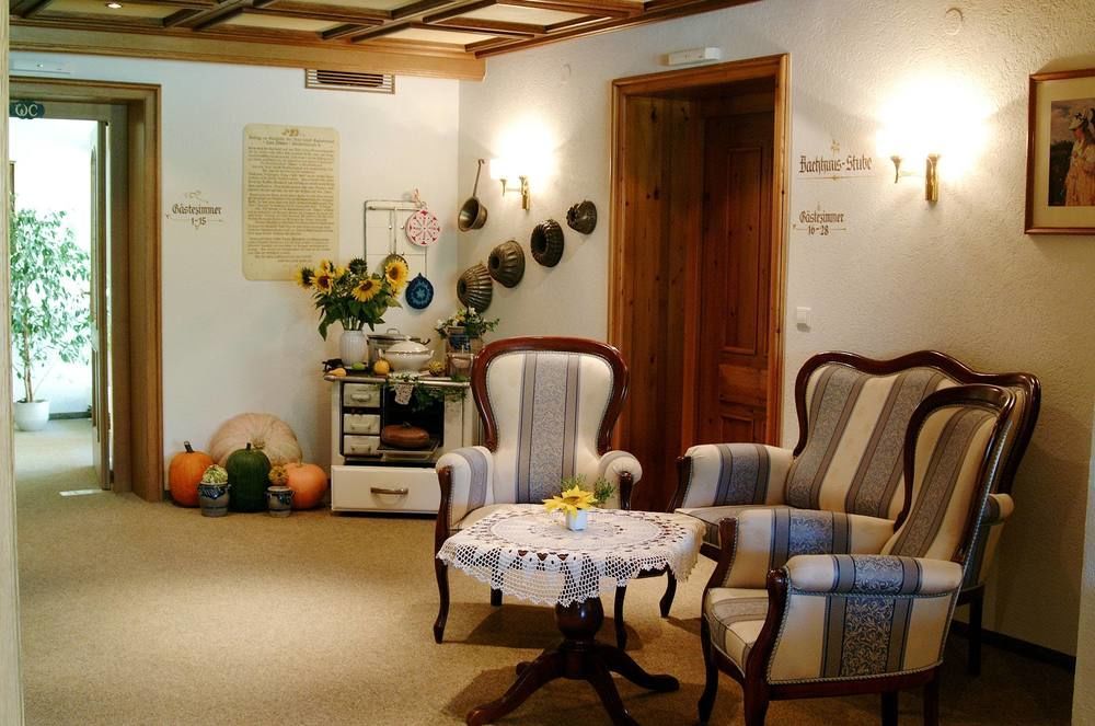 Historisches Genusshotel Loewen Schopfheim Bagian luar foto