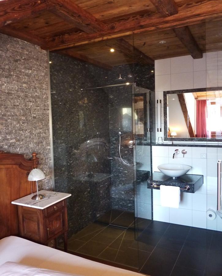 Historisches Genusshotel Loewen Schopfheim Bagian luar foto